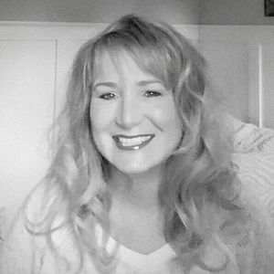 Meet your Posher, Paula